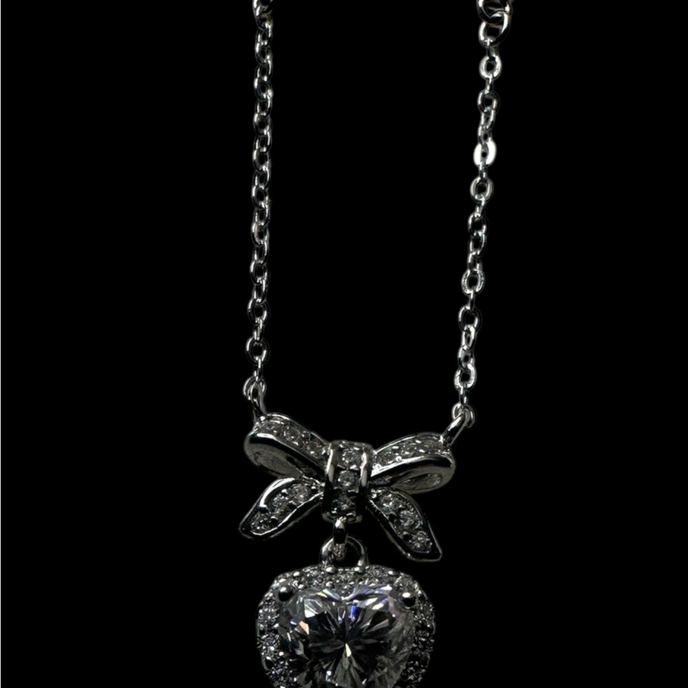 18k White gold moissanite, diamond 20” Pendant Necklace - Picture 3 of 5